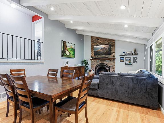 3rd image of 16175 Jamaica Ave