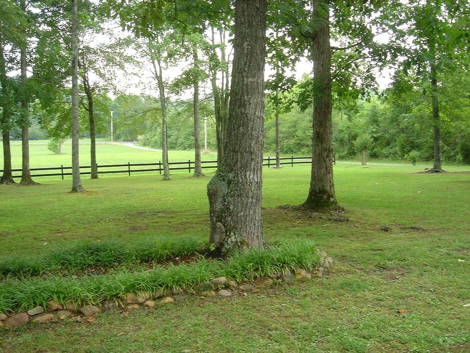 2nd image of 4260 Mount Pleasant Rd
