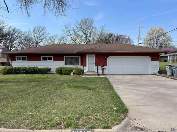 1301 Luther St, Emporia, KS 66801