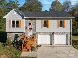 4374 Calico Rd, Lenoir, NC 28645