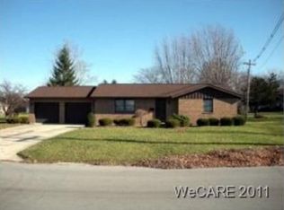 602 Warren St, Wapakoneta, OH 45895