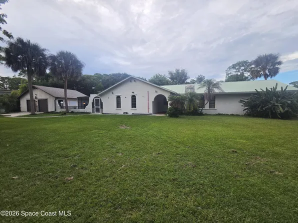 6870 Crepe Myrtle Dr, Grant Valkaria, FL 32949