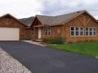 3227 Willowbrook Ct, Steamboat Springs, CO 80487