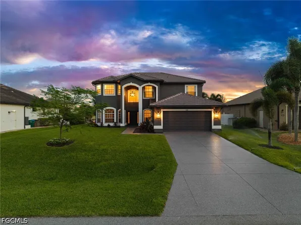 3520 SW 3rd Ter, Cape Coral, FL 33991