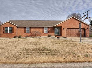 955 Brandon Ave, Jasper, IN 47546