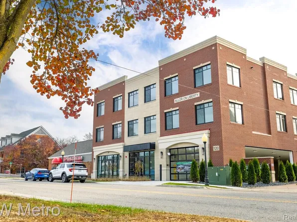 120 E Liberty St Unit 203, Milford, MI 48381