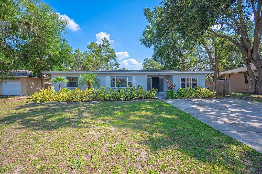 676 Avenue F SE, Winter Haven, FL 33880 Zillow