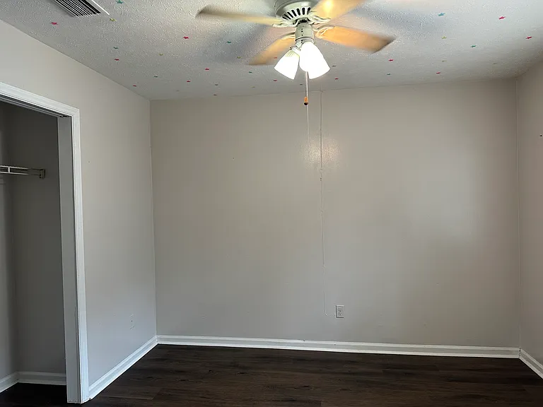 2412 Ionic Ct — Photo 3