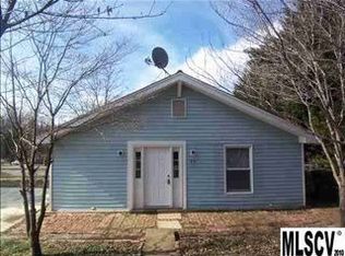 831 11th St NW, Hickory, NC 28601