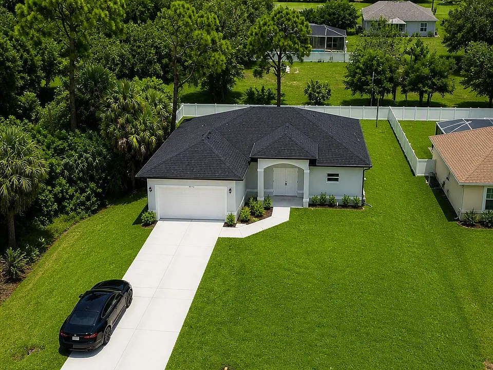 3046 Jeannin Dr