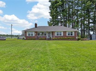 8497 Gates Rd, Suffolk, VA 23437