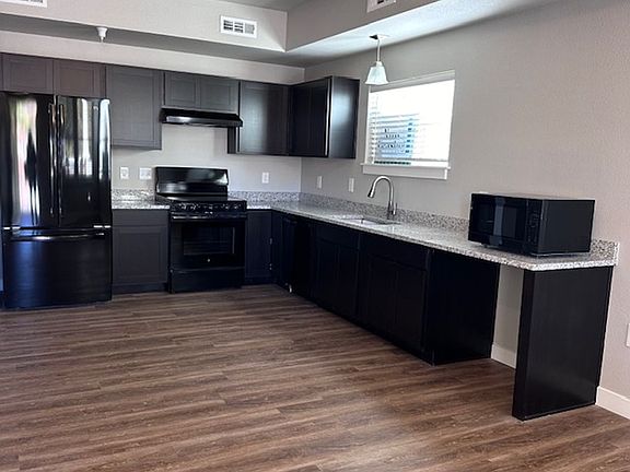 3rd image of 2602 N Cascade Ave #2515-102