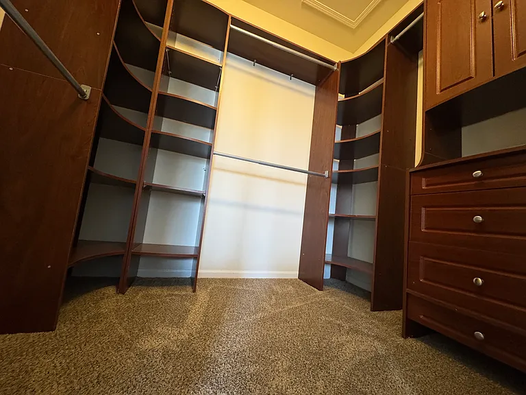1220 Alameda Blvd — Photo 13