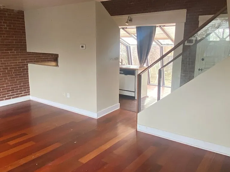 414 W Marion St — Photo 7