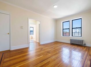 22-69 41st St #4B, Astoria, NY 11105