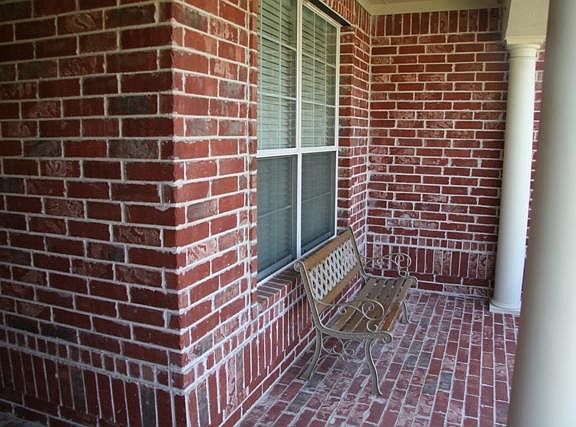 3rd image of 1412 Van Winkle Dr