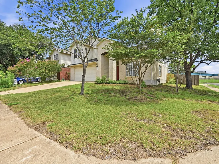 2700 Cradle Rock Trl — Photo 3