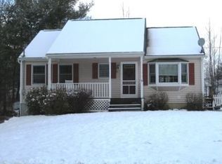 47 Peach St, Barre, MA 01005
