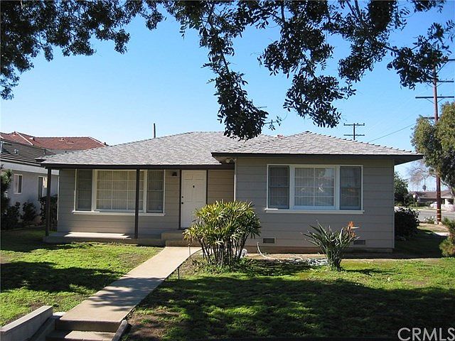 1st image of 16207 S Saint Andrews Pl