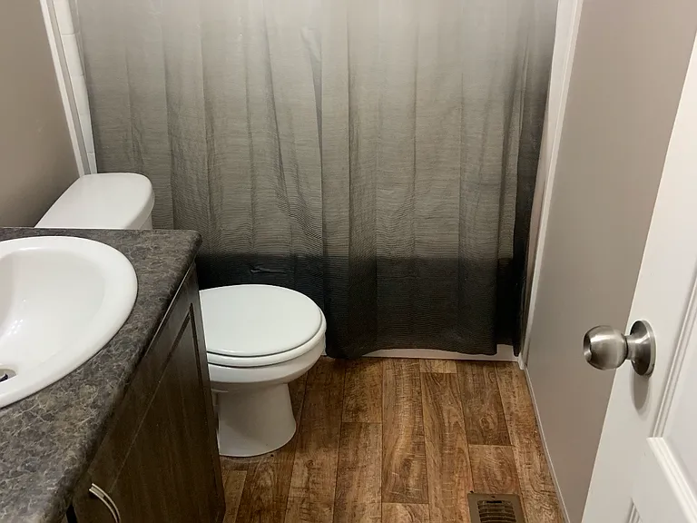 100 Tuckaway Dr #10 — Photo 5