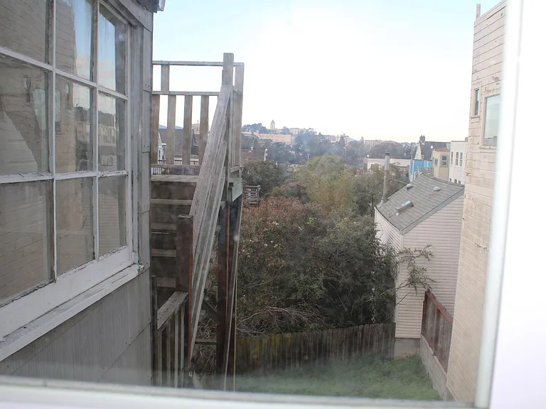 322 Frederick St #2 — Photo 13