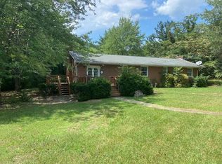 1305 Pine Spur Rd, Vinton, VA 24179