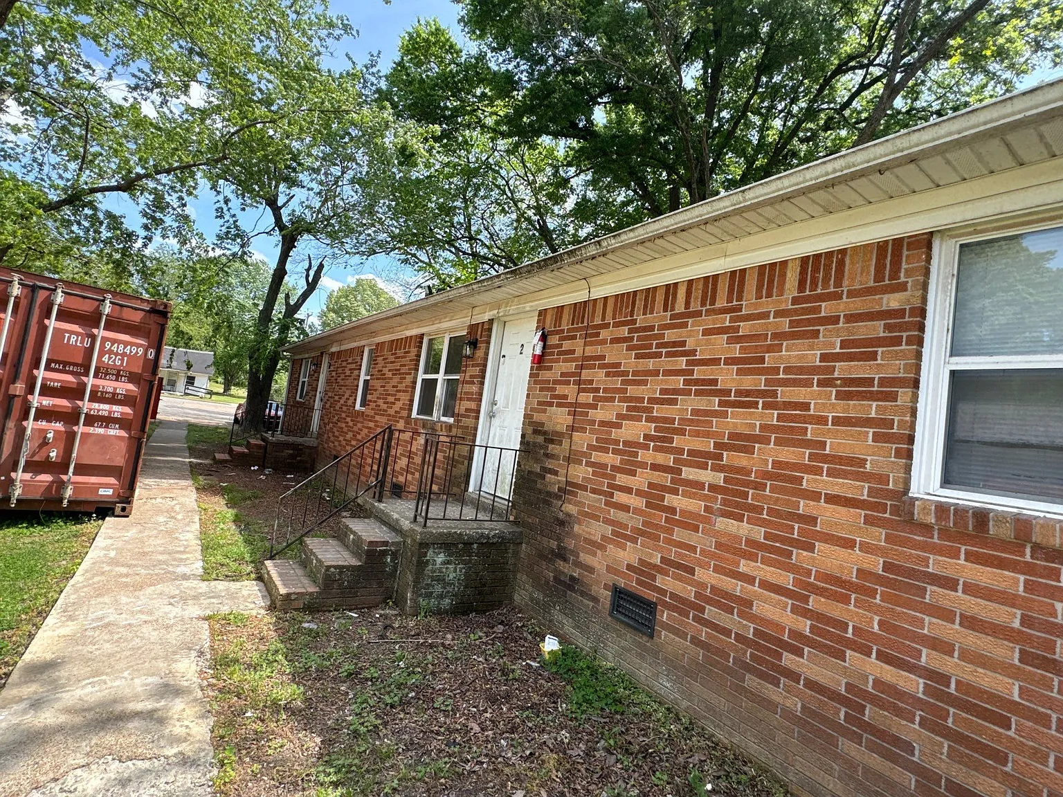 811 Scott #2, Brownsville - Unit 1 — Photo 2