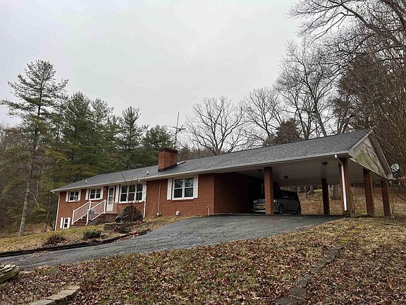 2nd image of 3114 Meadowbrook Dr
