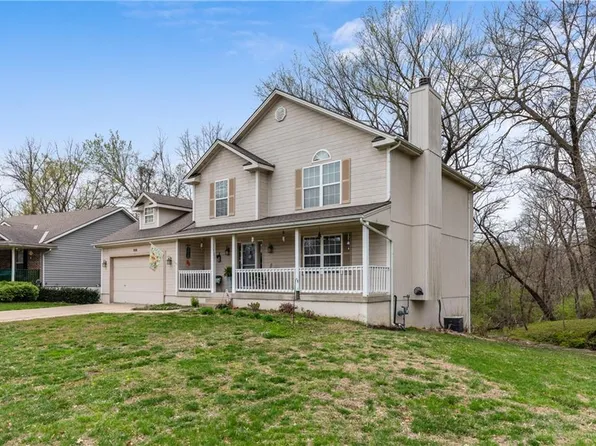 808 S Mohican Dr, Independence, MO 64056