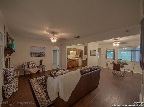 5th image of 5227 Cinderella St