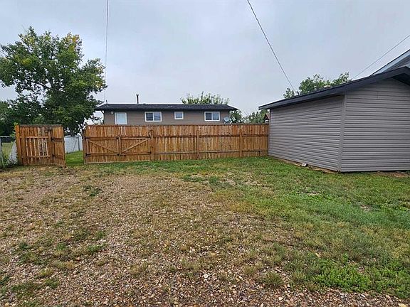 4th image of 4810 N Windsor Ave