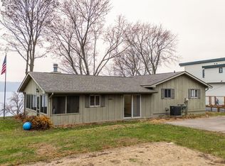 1300 1st St, Pepin, WI 54759