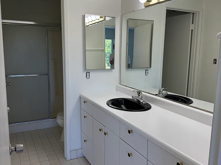803 Vespucci Ln — Photo 8
