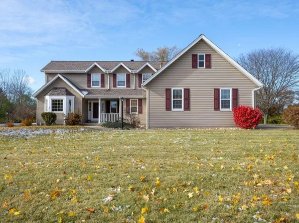 S81W30467 Bailey LANE, Mukwonago, WI 53149