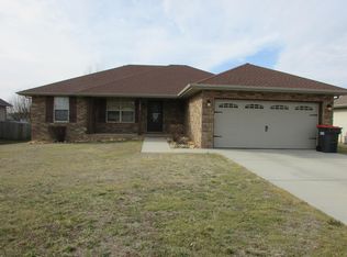 111 Ashton Avenue, Clever, MO 65631