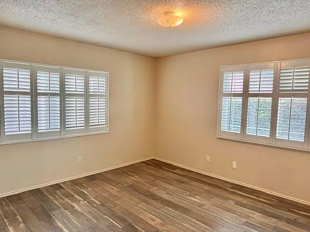 2312 Connor Ave — Photo 11