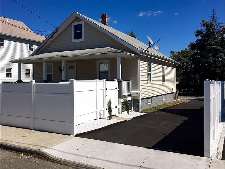 20 Avery St — Photo 17