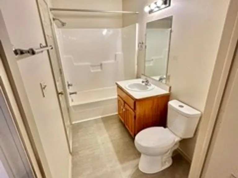 2893 Crystal Lake Dr #6 — Photo 10