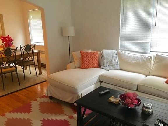 5th image of 3575 Saybrook Ave #2