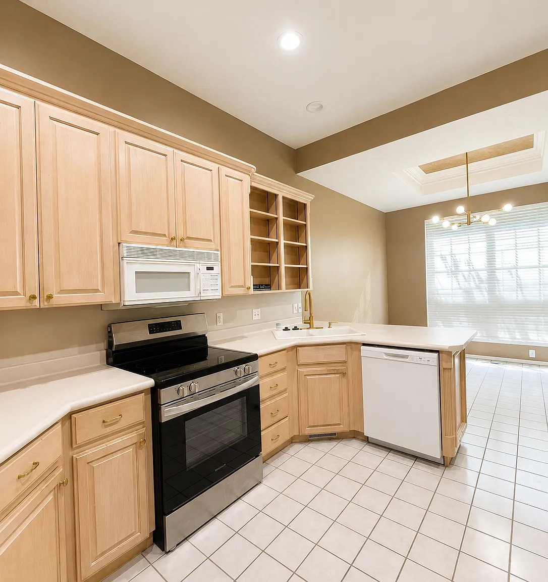 3 bed, 2194 sqft, $2,100 — Photo 2