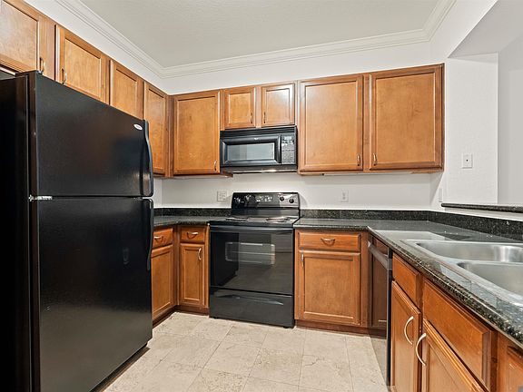 3rd image of 6765 Corporate Blvd APT 6102