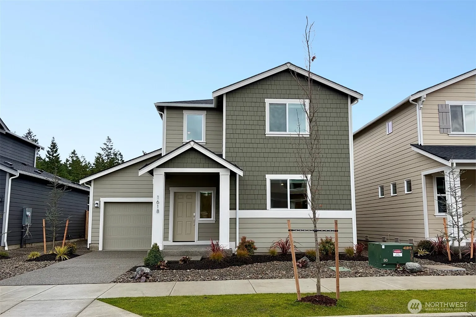 1618 Lorraine Way photo 1