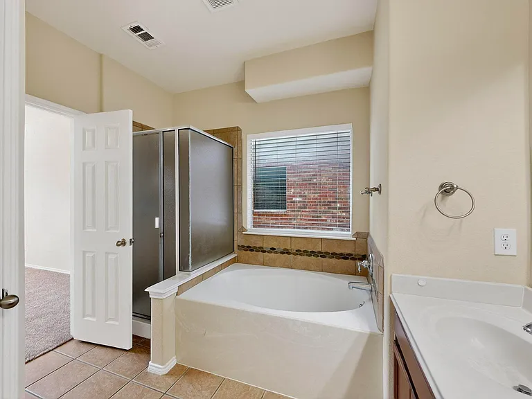 9906 Gessner Dr — Photo 16