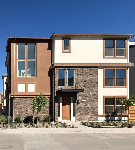 5561 Metropolitan Way Photo 1