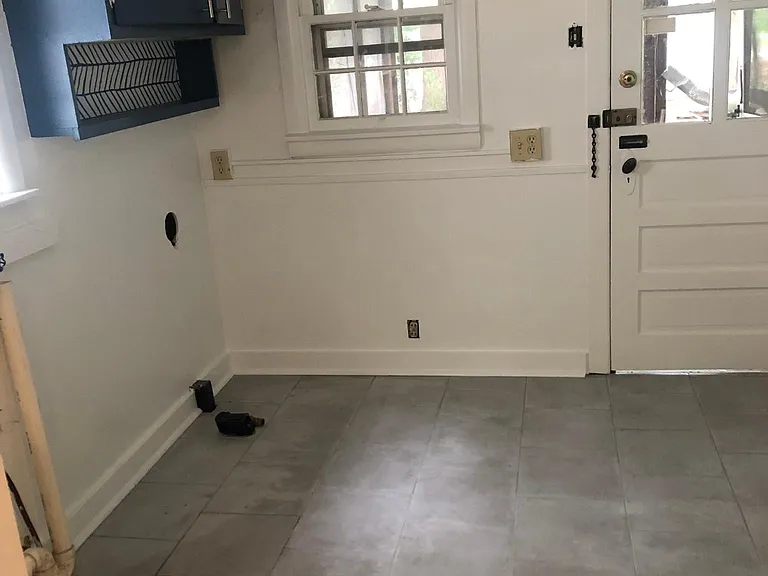 4644 Rookwood Ave — Photo 7