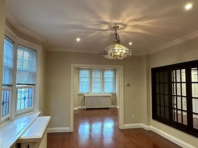 70 Snowdon Ave — Photo 7
