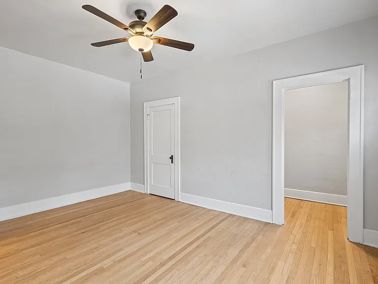 1027 Washington Street — Photo 17