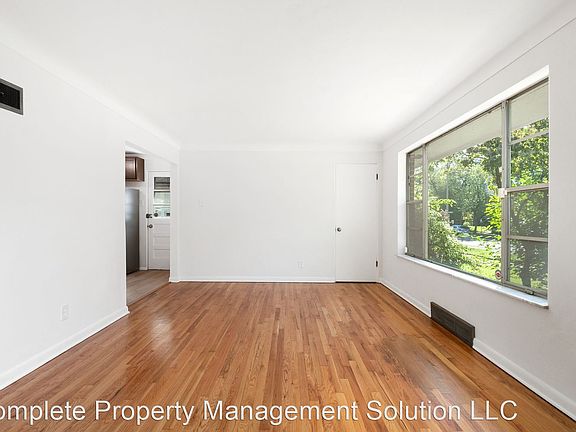 2nd image of 5839 Waterman Blvd
