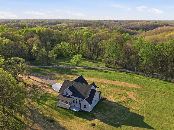 4th image of 6181 Dyer Rd