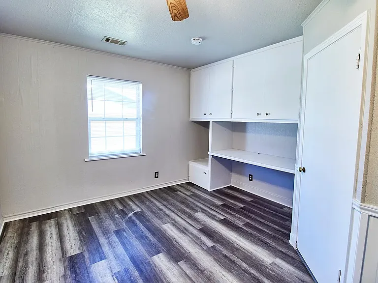 1504 Sherman Dr #301 — Photo 7